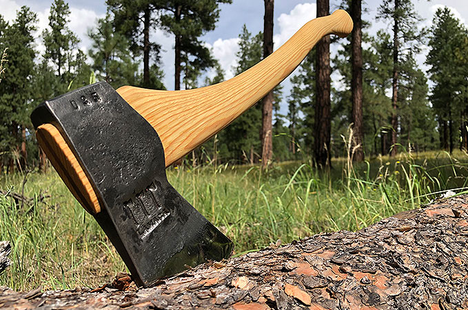 4XPEDITION Product Photography Lamaca Axe